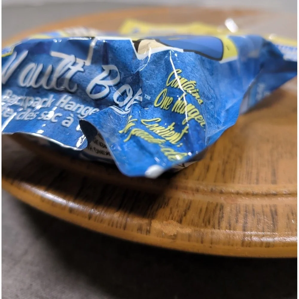Fallout 4 Vault Boy Backpack Hanger Keyring Blind‎ Mystery Bag Bethesda